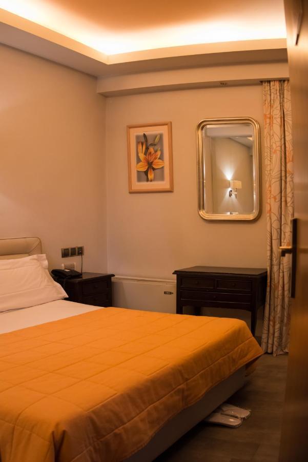 Hotel Maroussi Athens Ngoại thất bức ảnh